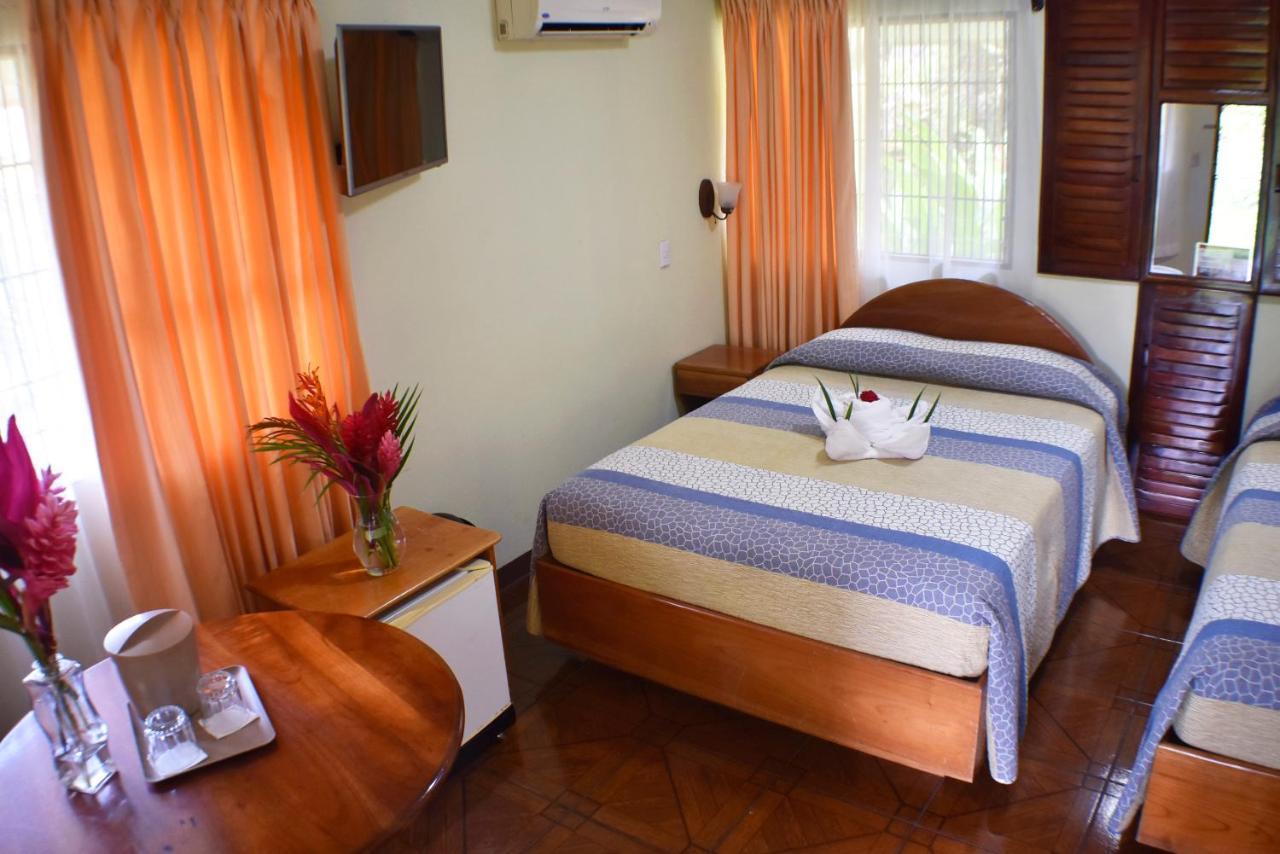 Hotel Arenal Country Inn La Fortuna 외부 사진
